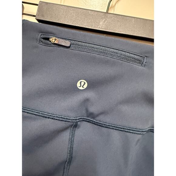 Lululemon Leggings cropped ruching Navy Blue Size 4 - Picture 2 of 4